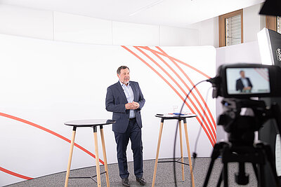 Ein Blick hinter die Kulissen: Im Aufnahmestudio mit Dr. Markus Rohner