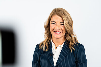 Porträtfoto Dr. Bettina Mecking