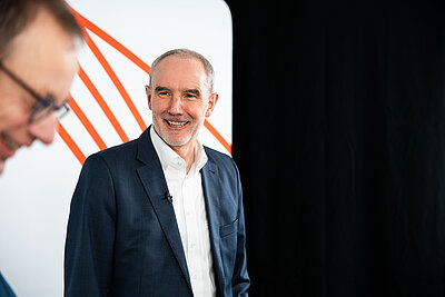 Porträtfoto von Prof. Dr. Heinz-Uwe Dettling