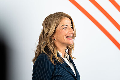 Porträtfoto Dr. Bettina Mecking