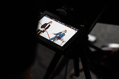 Kamera-Monitor mit Nadine Metzger und Franziska Lemmer