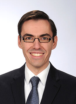 Porträt-Foto Dr. Andreas S. Ziegler