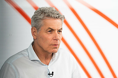 Porträtfoto Dr. Armin Prasch