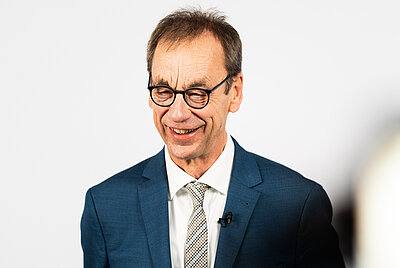 Porträtfoto von Dr. Christian Rotta