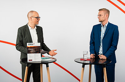 Dr. Benjamin Wessinger im Studio im Gespräch mit Jan Harbecke
